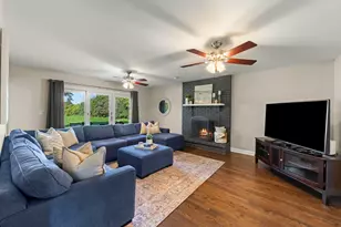 1N210 Coventry Dr, Wheaton, IL 60188 - Photo 9