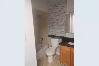 5515 S Cornell Avenue #102, Chicago, IL 60637 - Photo 3
