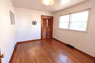 5735 S Moody Ave, Chicago, IL 60638 - Photo 31