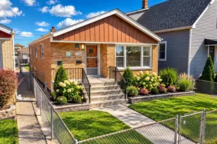 5735 S Moody Ave, Chicago, IL 60638 - Photo 3