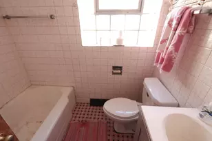 5735 S Moody Ave, Chicago, IL 60638 - Photo 23