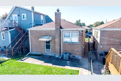 5735 S Moody Avenue, Chicago, IL 60638 - Photo 9