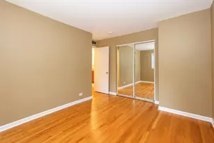 10113 Old Orchard Ct, Skokie, IL 60076 - Photo 13