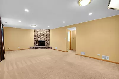 [Address not provided], Darien, IL 60561 - Photo 13