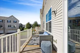424 Shadow Ct, Oswego, IL 60543 - Photo 7