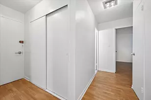 3950 N Lake Shore Dr, Chicago, IL 60613 - Photo 23