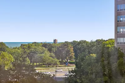 3950 N Lake Shore Drive #703, Chicago, IL 60613 - Photo 7