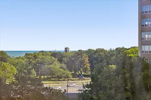 3950 N Lake Shore Dr, Chicago, IL 60613 - Photo 7