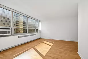3950 N Lake Shore Dr, Chicago, IL 60613 - Photo 5