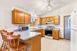 285 Legner St, Leland, IL 60531 - Photo 11