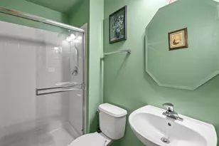145 Rosewood Dr, Streamwood, IL 60107 - Photo 13
