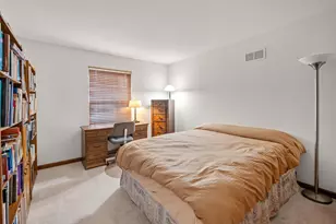 145 Rosewood Dr, Streamwood, IL 60107 - Photo 17