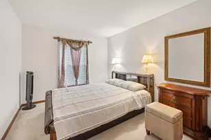 145 Rosewood Dr, Streamwood, IL 60107 - Photo 19
