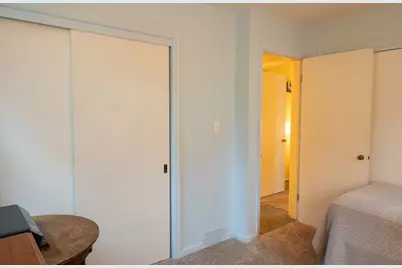 913 N 12th Street, Rochelle, IL 61068 - Photo 13