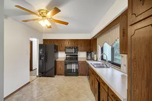 4431 187th St, Country Club Hills, IL 60478 - Photo 5