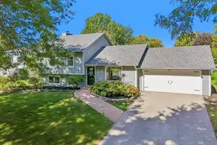 30W736 Whispering Winds Dr, Naperville, IL 60563 - Photo 35
