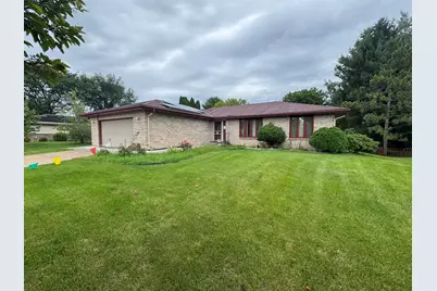 4680 Bedfordshire Drive, Loves Park, IL 61111 - Photo 1