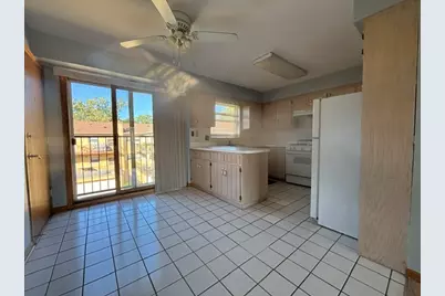 8320 W Belmont Avenue #11, Chicago, IL 60634 - Photo 5