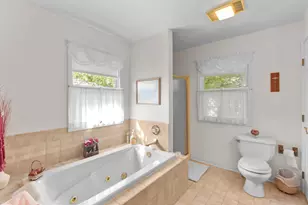 24 Holiday Dr, Lake Holiday, IL 60552 - Photo 41