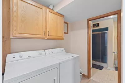 24 Holiday Drive, Lake Holiday, IL 60552 - Photo 57
