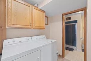 24 Holiday Dr, Lake Holiday, IL 60552 - Photo 57