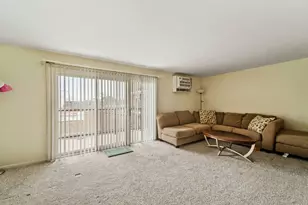 9520 S Mayfield Ave, Oak Lawn, IL 60453 - Photo 5