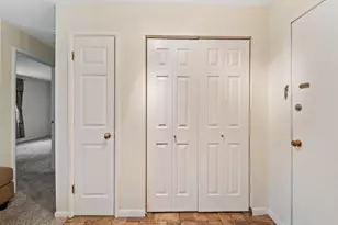 9520 S Mayfield Ave, Oak Lawn, IL 60453 - Photo 3