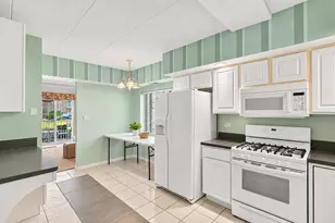 18216 Lange St, Lansing, IL 60438 - Photo 5