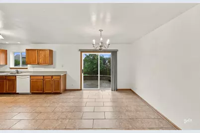 219 Meadowvale Lane, Poplar Grove, IL 61065 - Photo 5