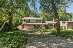 17914 S Hood Ave, Homewood, IL 60430 - Photo 1