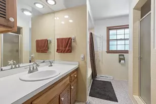 17914 S Hood Ave, Homewood, IL 60430 - Photo 17
