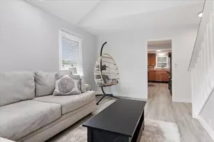 211 S Coolidge St, Normal, IL 61761 - Photo 5