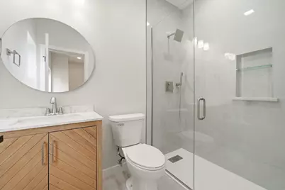 201 N Bierman Avenue, Villa Park, IL 60181 - Photo 5