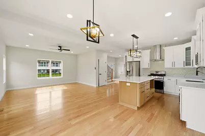 201 N Bierman Avenue, Villa Park, IL 60181 - Photo 15