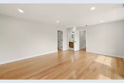 201 N Bierman Avenue, Villa Park, IL 60181 - Photo 11