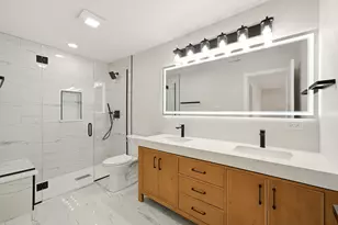 201 N Bierman Ave, Villa Park, IL 60181 - Photo 9