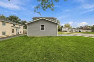 201 N Bierman Ave, Villa Park, IL 60181 - Photo 25