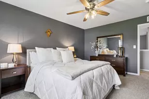 1169 Amber Dr, Cary, IL 60013 - Photo 11