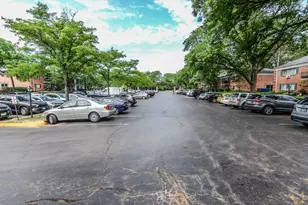 711 E Falcon Dr, Arlington Heights, IL 60005 - Photo 33