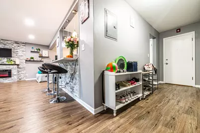 711 E Falcon Drive #101, Arlington Heights, IL 60005 - Photo 19