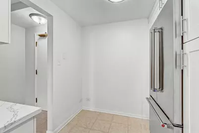 [Address not provided], Willowbrook, IL 60527 - Photo 19