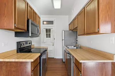 6257 N Sheridan Road #48, Chicago, IL 60660 - Photo 9