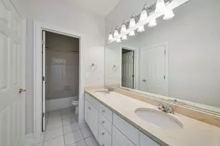 2427 Ridgewood Ct, Aurora, IL 60502 - Photo 17