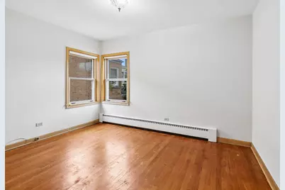 6046 W Miami Avenue, Chicago, IL 60646 - Photo 9