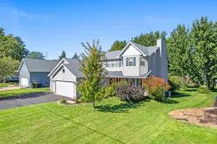 769 Cynthia Dr, Lake Holiday, IL 60548 - Photo 3