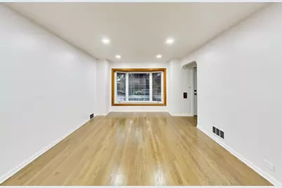 5142 Jarlath Avenue, Skokie, IL 60077 - Photo 5
