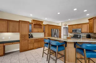 12 Stonehedges Ct, Bloomington, IL 61705 - Photo 17