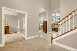12 Stonehedges Ct, Bloomington, IL 61705 - Photo 3