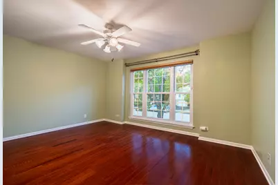 2673 S Embers Lane, Arlington Heights, IL 60005 - Photo 9