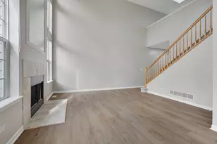 916 Havenshire Ct, Naperville, IL 60565 - Photo 7